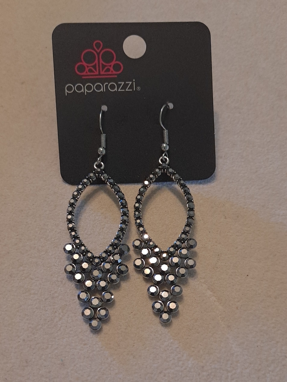 Paparazzi Sparkling Hematite Teardrop Dangle Earrings